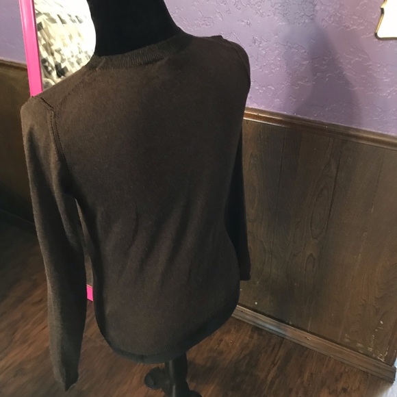 Italian Sweater - Picture 3 of 7